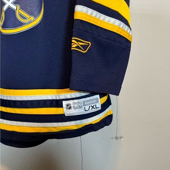 Youth Buffalo sabers Thomas Vanek hockey jersey Reebok  #26 - Picture 4 of 8